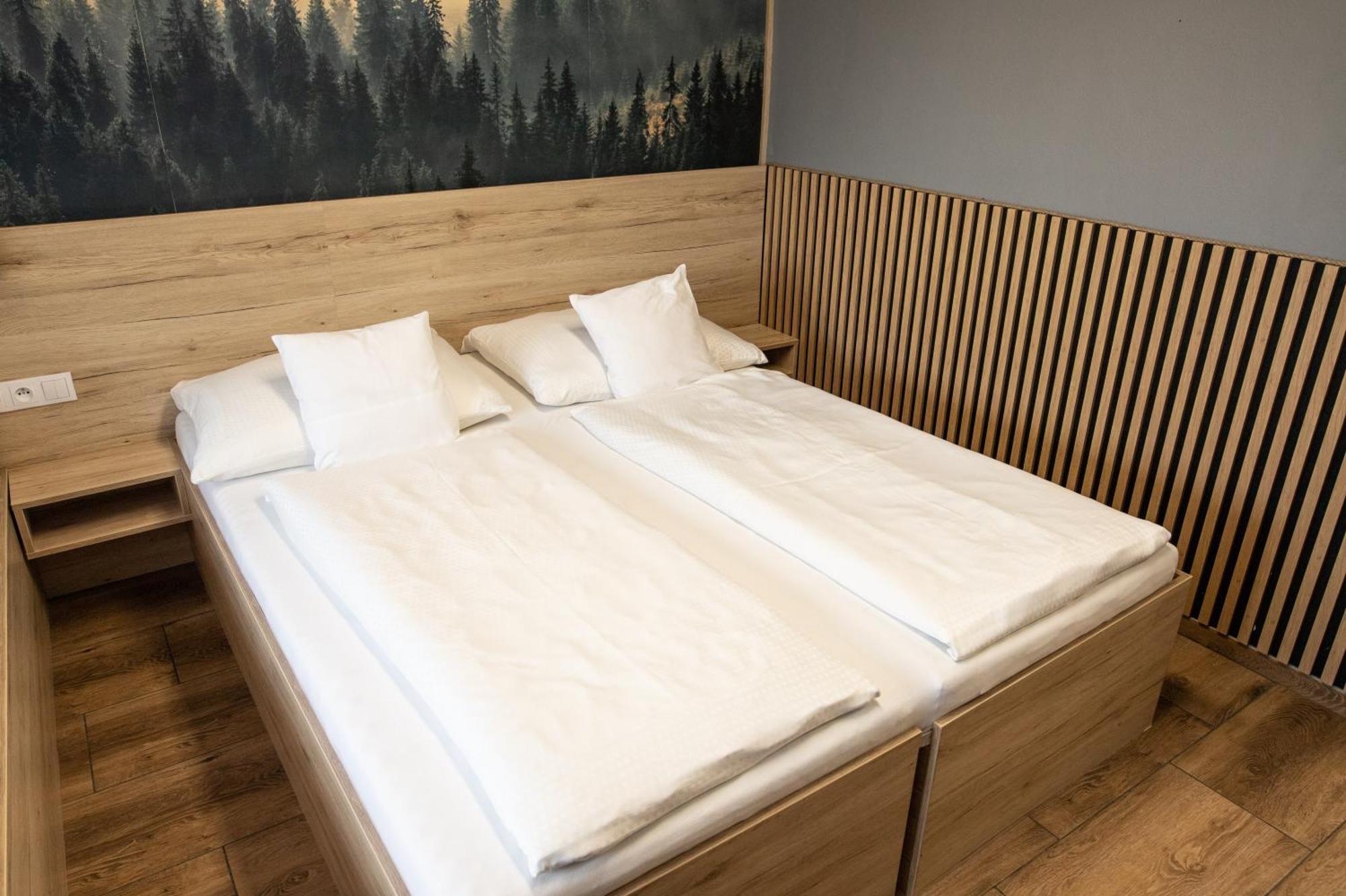 Hotel U Kociana Трояновице Номер фото